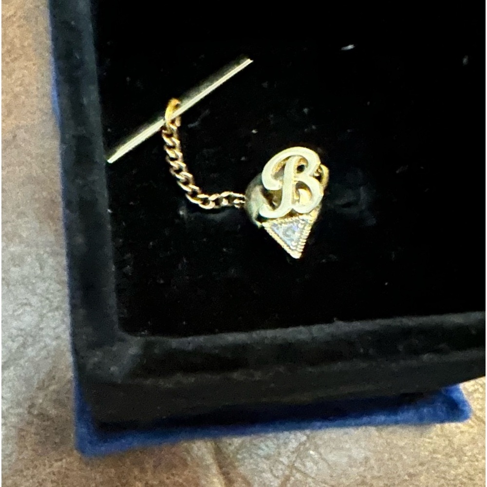 Men’s tie tack/pen